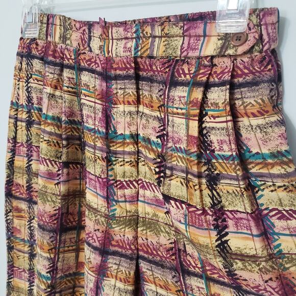 Liz Claiborne 100% Silk Plaid Button Front Top and High Rise Shorts Suit Set 8 - Picture 9 of 15